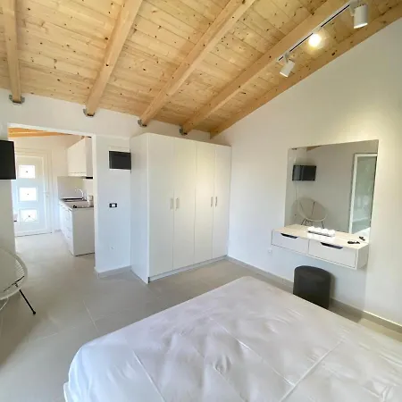 Alexander Apartament